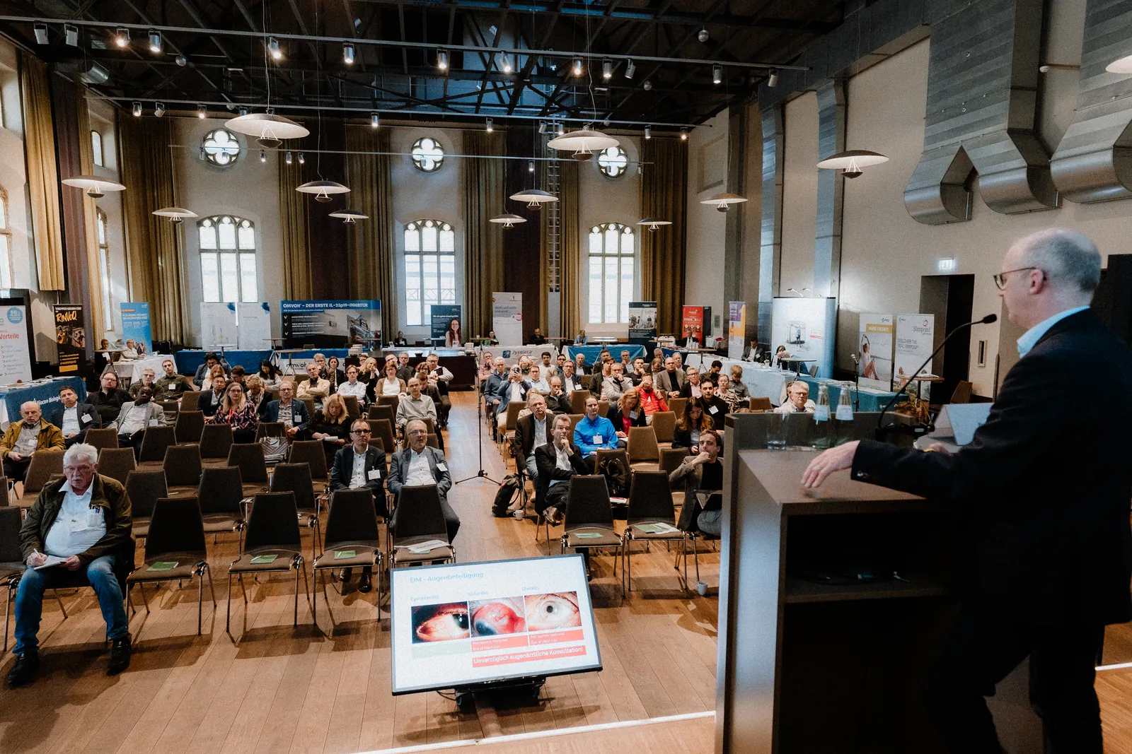 Vortragssaal mit Publikum beim CED-Nord-Kongress